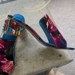 Slide sandal w/Bedazzled 2in chunk heel